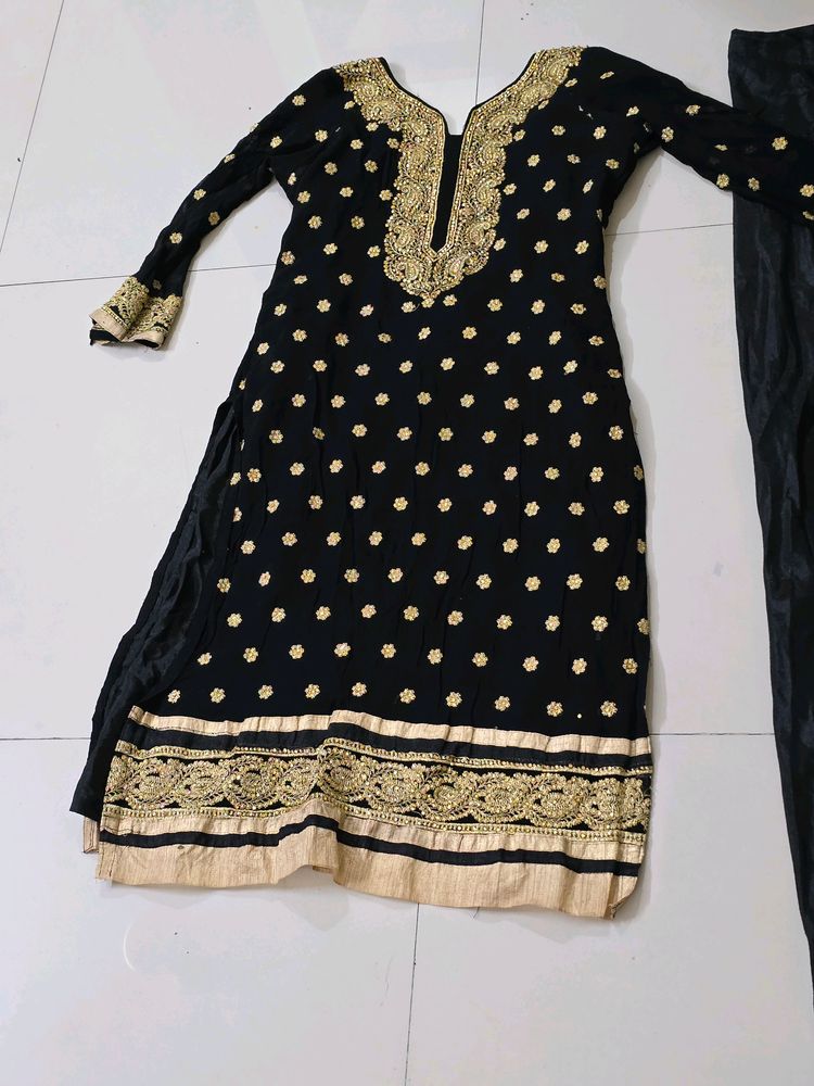 Designer Kurta With Dupatta