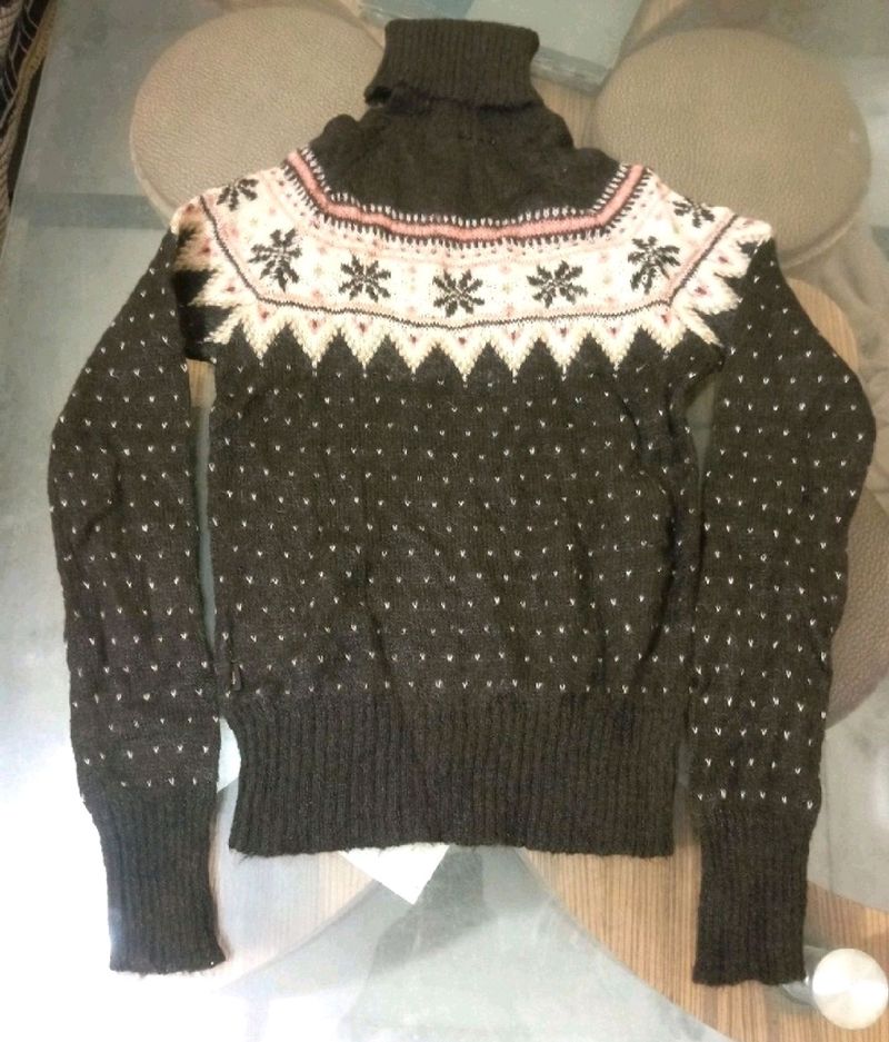 Women Highneck Sweater Size -32