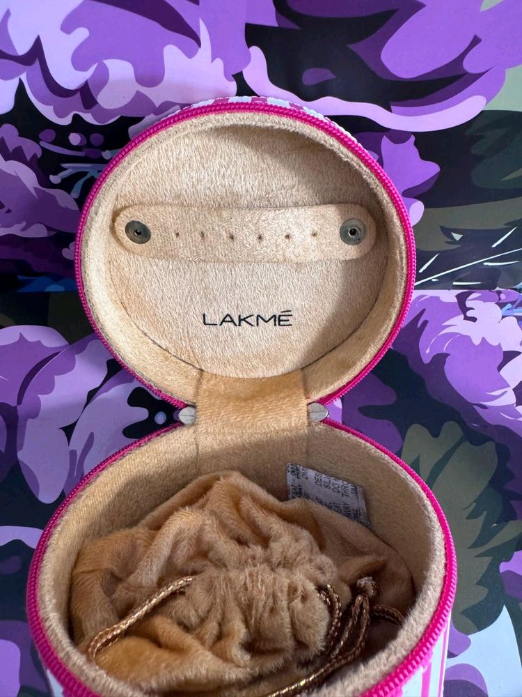 Lakme Vanity Bag For Makeup And Jewellery