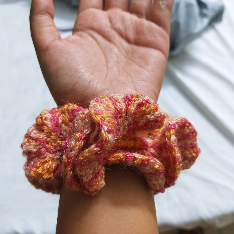 Crochet Scrunchie