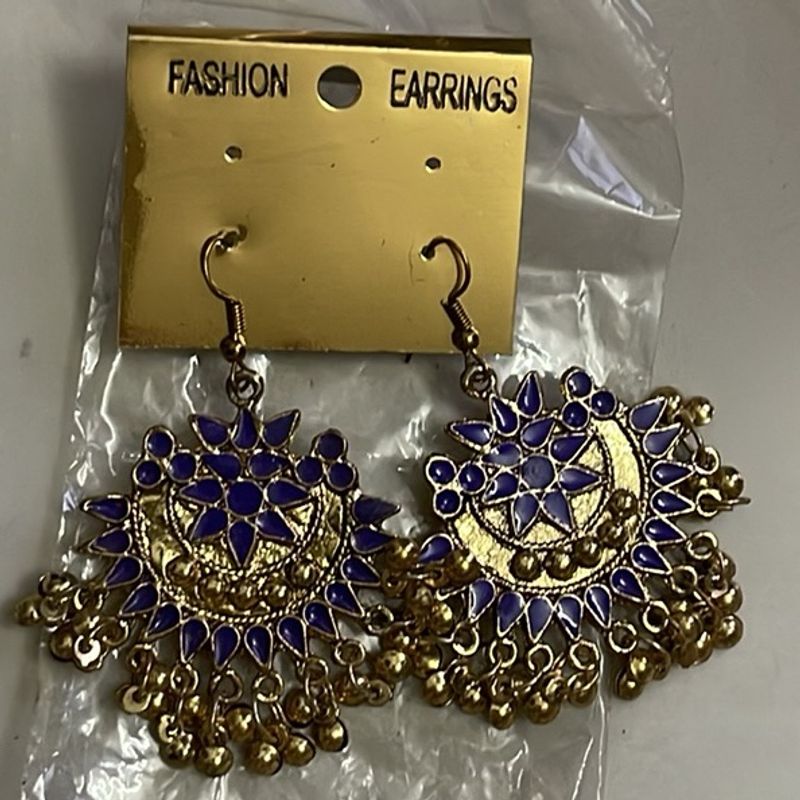 Earings