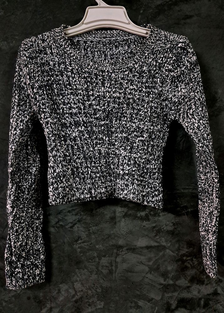 WOMEN SWEATER