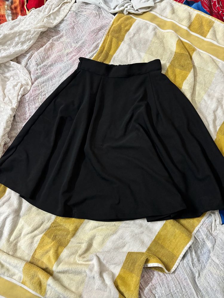 Cute Black Skirt