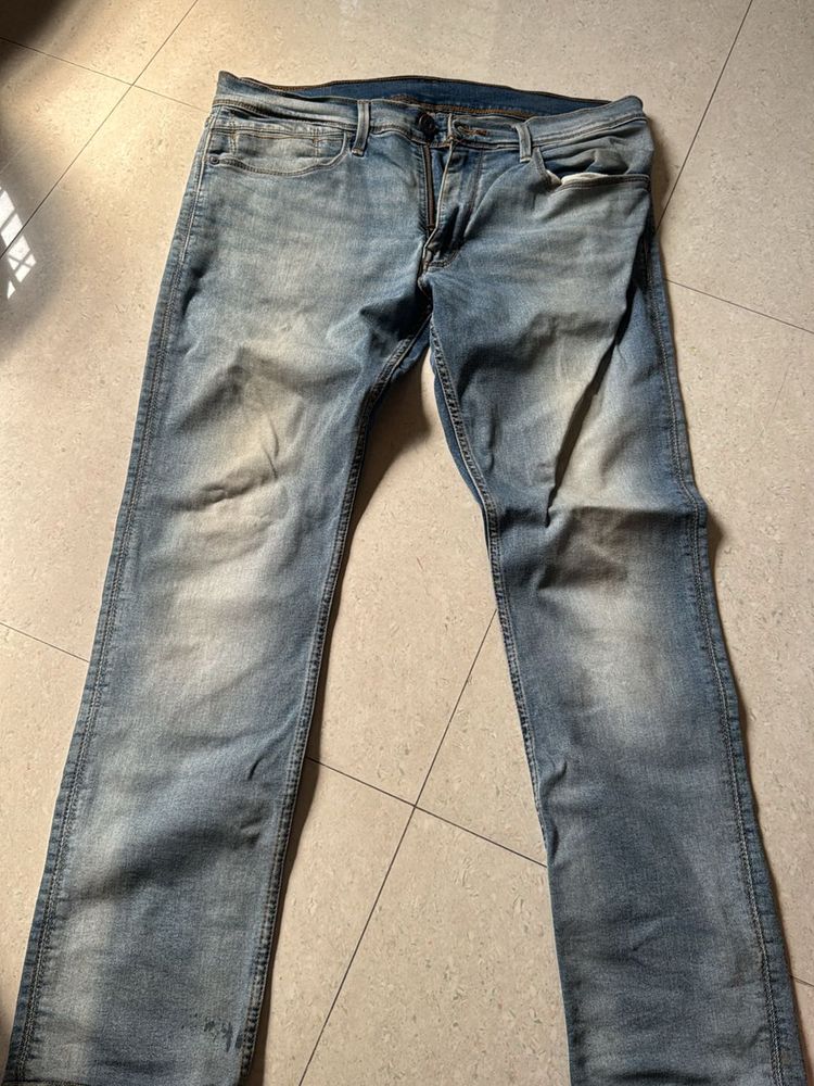 Levi’s Jeans