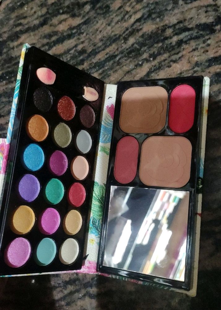 Eyeshadow Kit