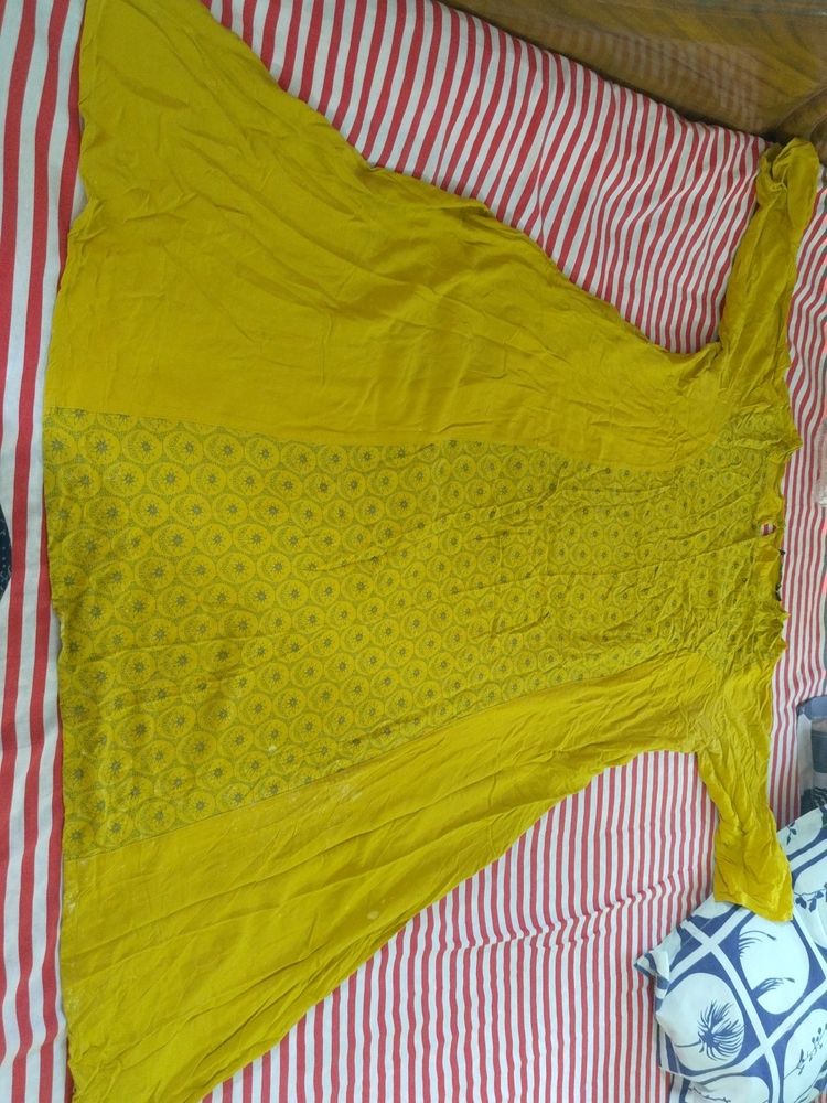 Avaasa Mustard A-line Daily/Festive Kurti