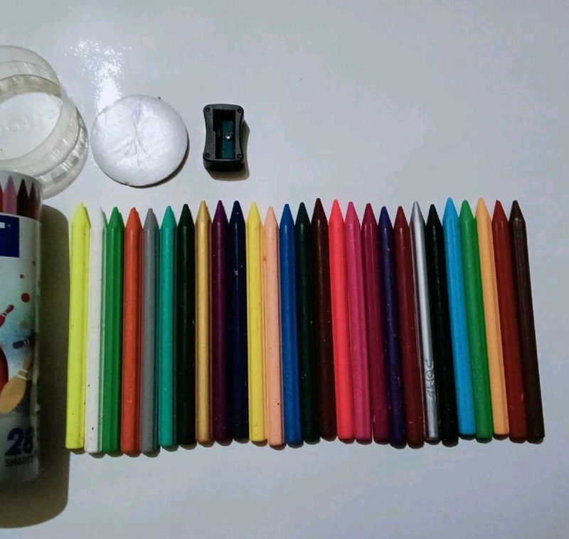 DOMS 27 Plastic Crayons & Free Sharpener With Box