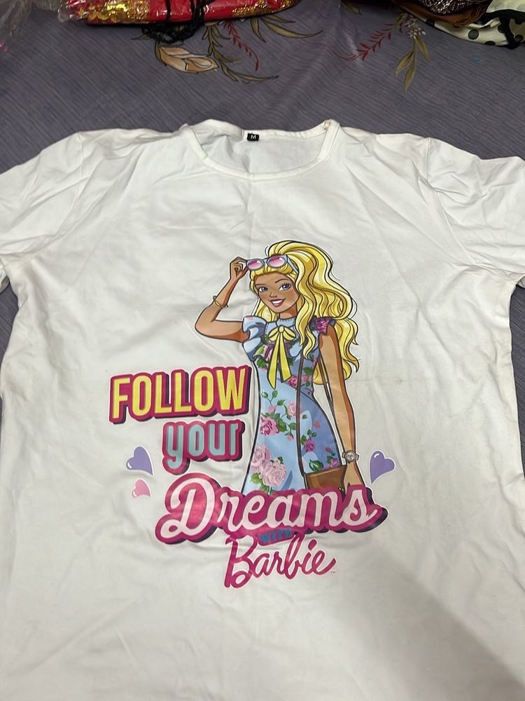 T-shirt Barbie