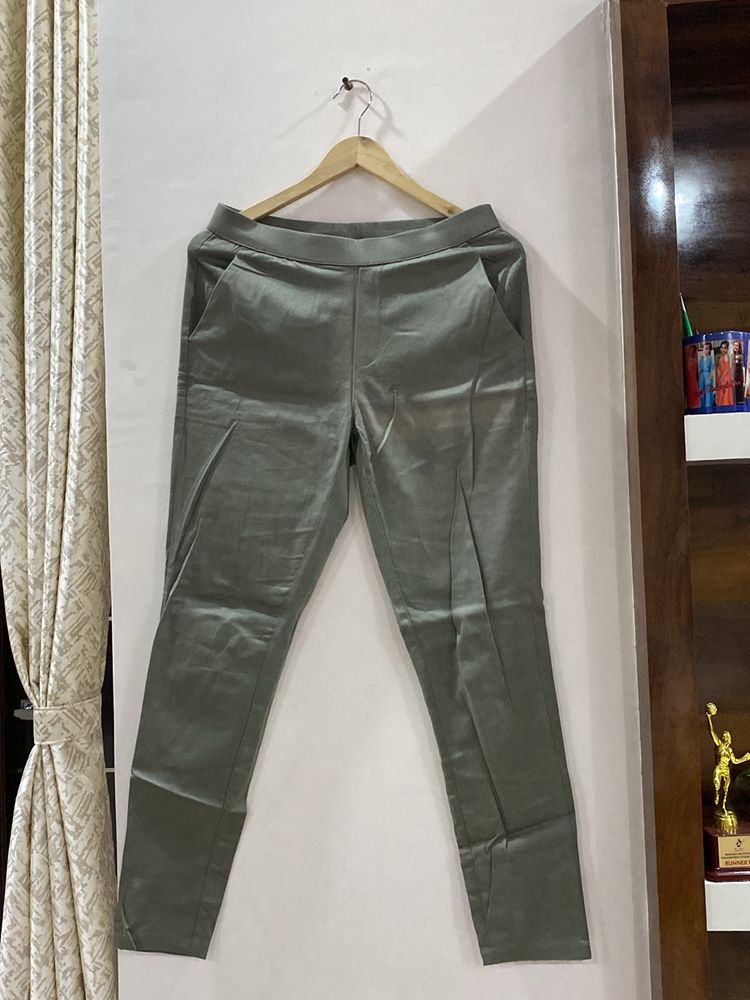 Olive green Trouser