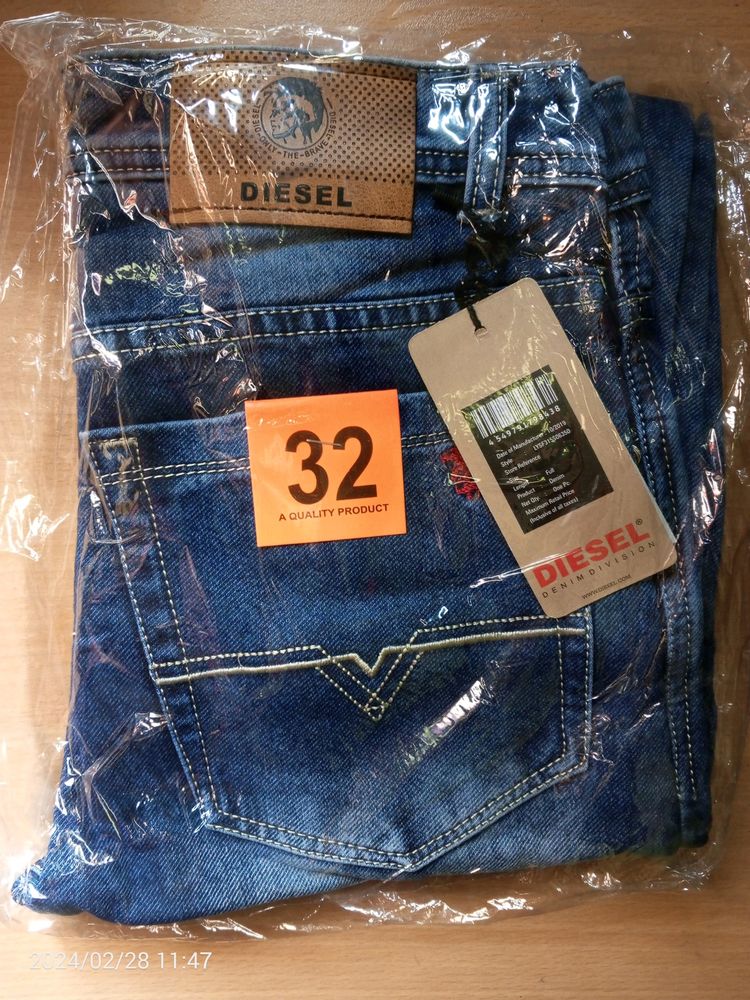 Jeans For Men And Women 👖