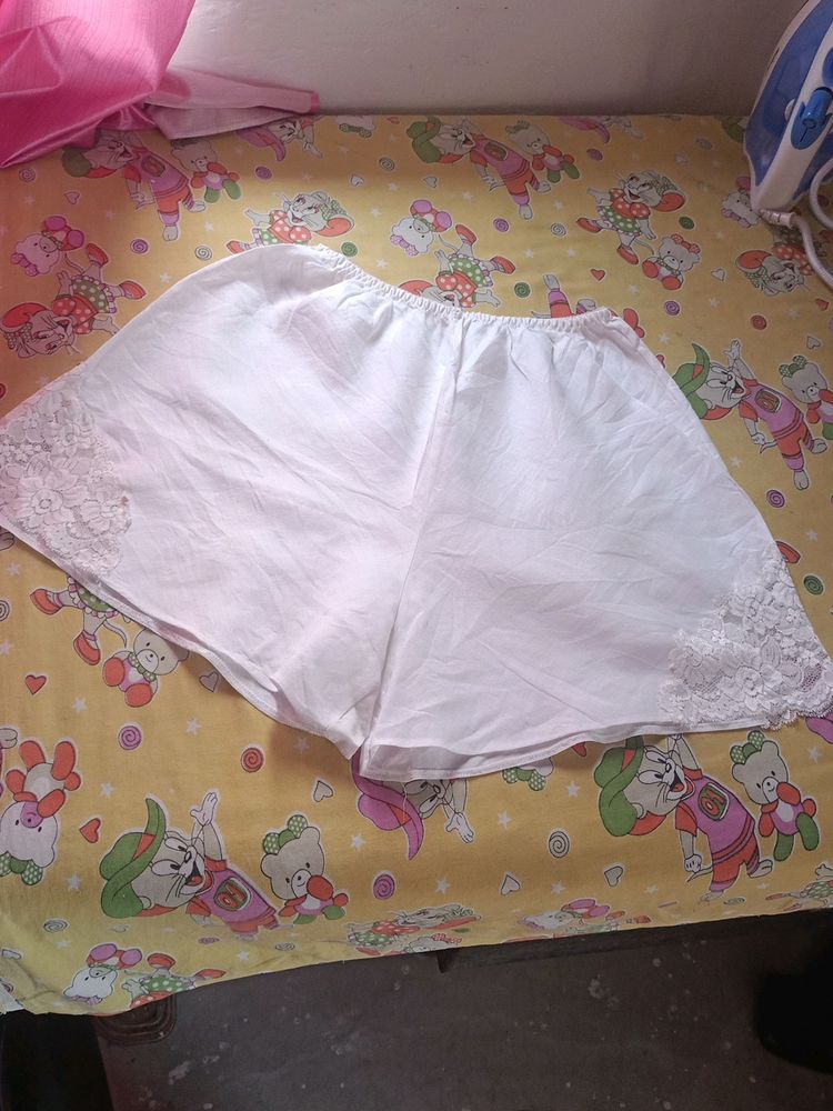 Korean Shorts White