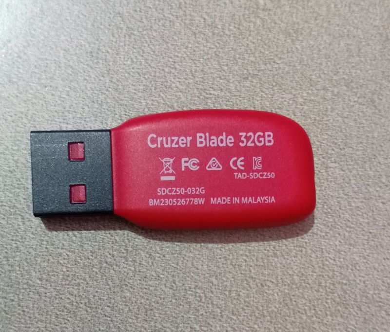 32Gb SanDisk+2Gb Memory Card