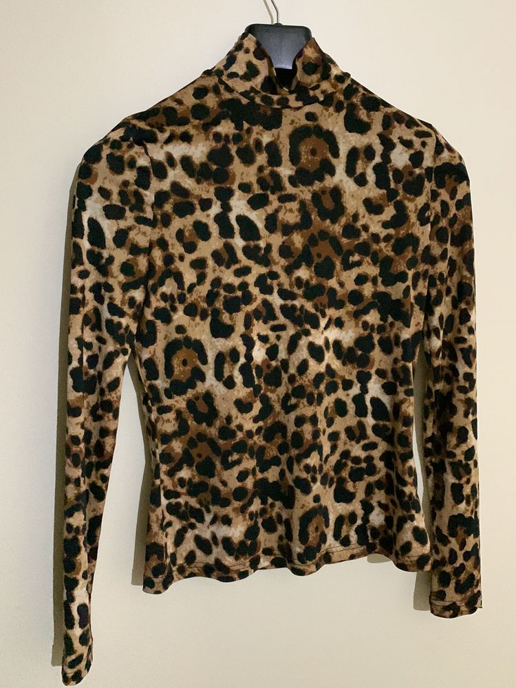 Urbanic High Neck Cheetah Print Top, New