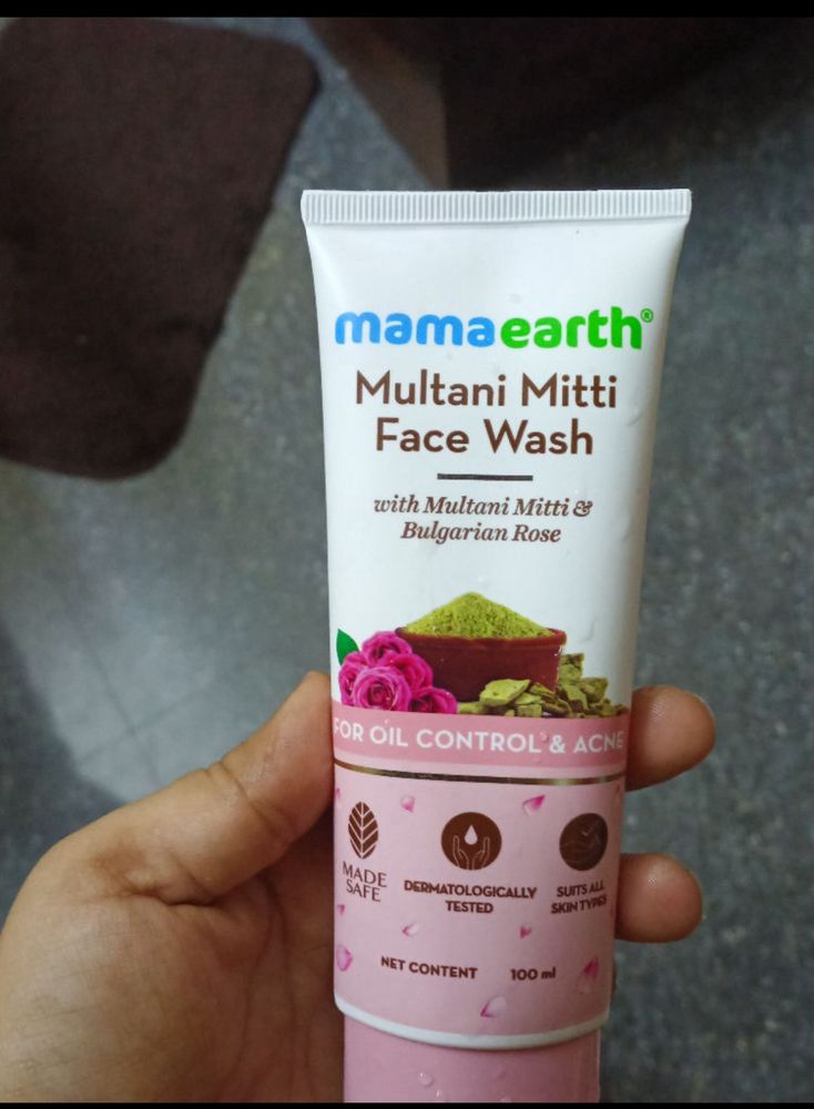 Mama earth Face Wash