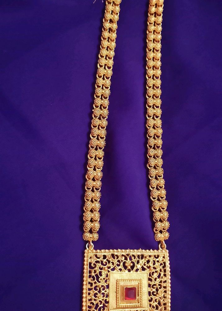 long jwellery chain