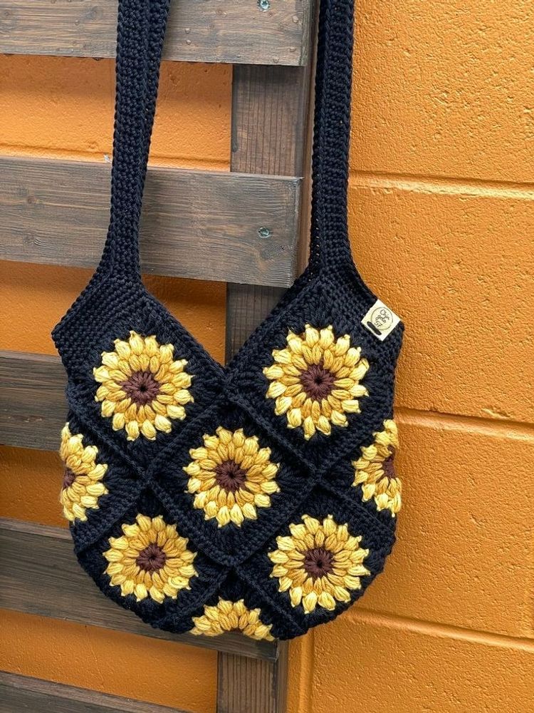 Crochet sunflower tote bag