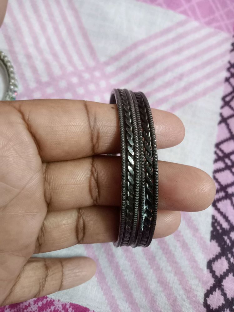 3 Sets of bangles