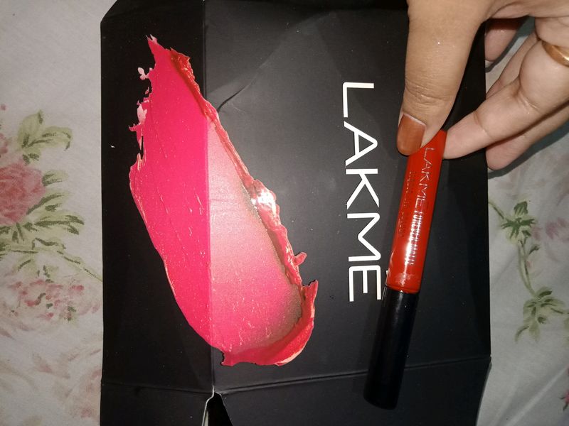 Lakme Forever Matte Lipstick -Red Carpet