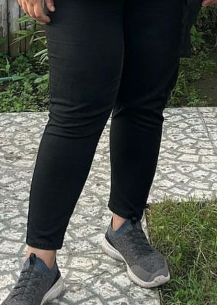 Women BLACK Jeans