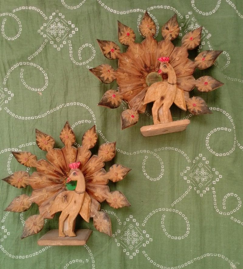 Wooden Peacock Showpiece Pack Of2