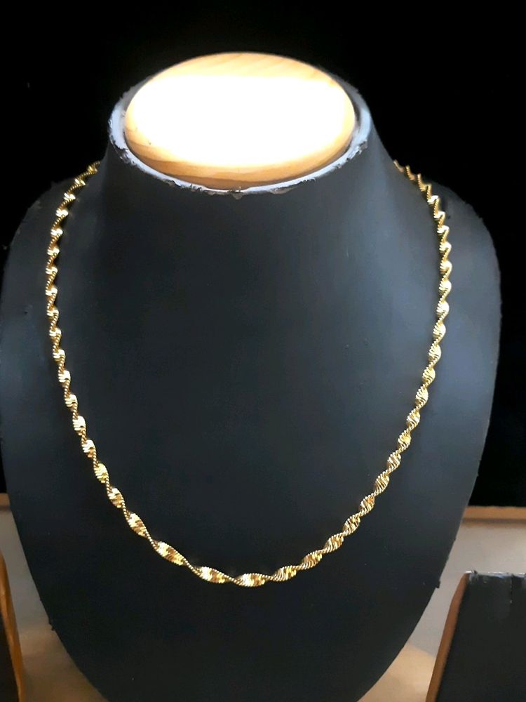 Fashionable chain