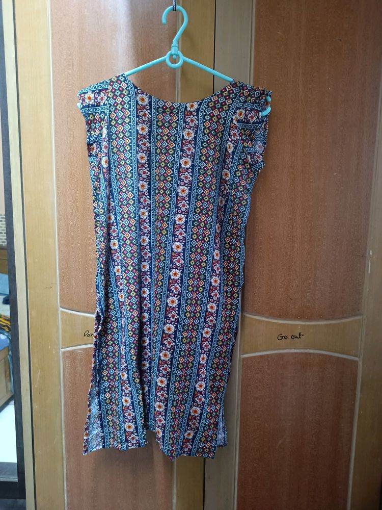 ♥️131.New Short Sleeveless Kurti♥️