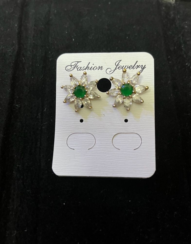 Green Earing