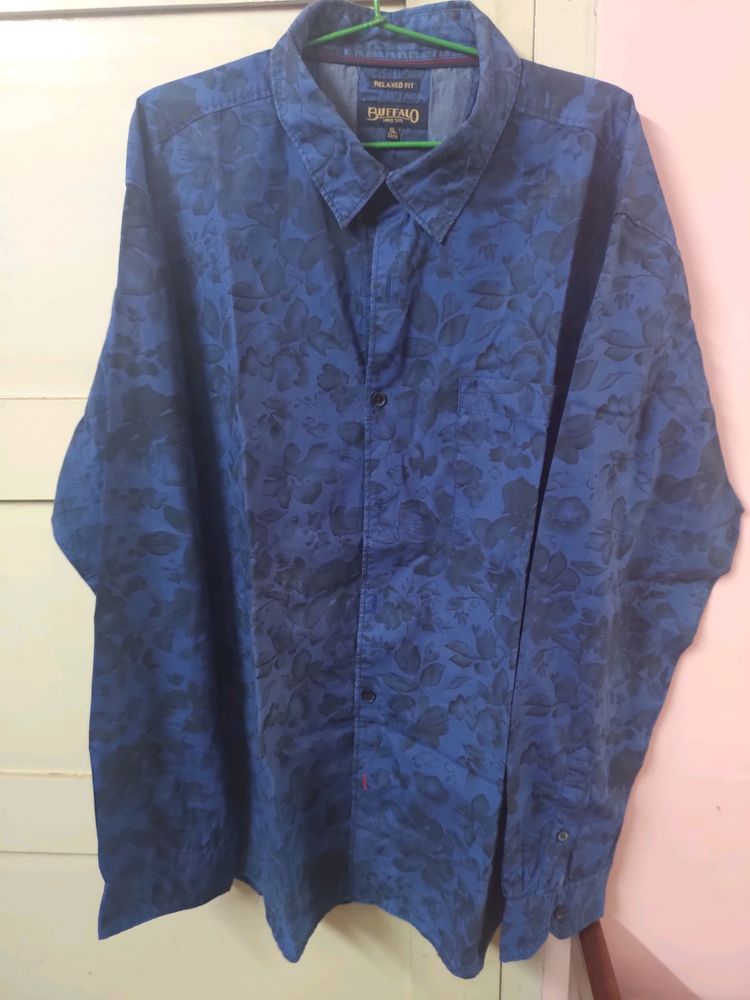 Buffalo Blue Floral Shirt Size XL 44 Relaxed Fit