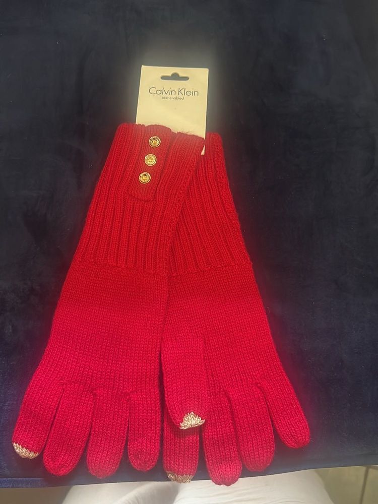 Calvin Klein Woolen Gloves - Berry Colour