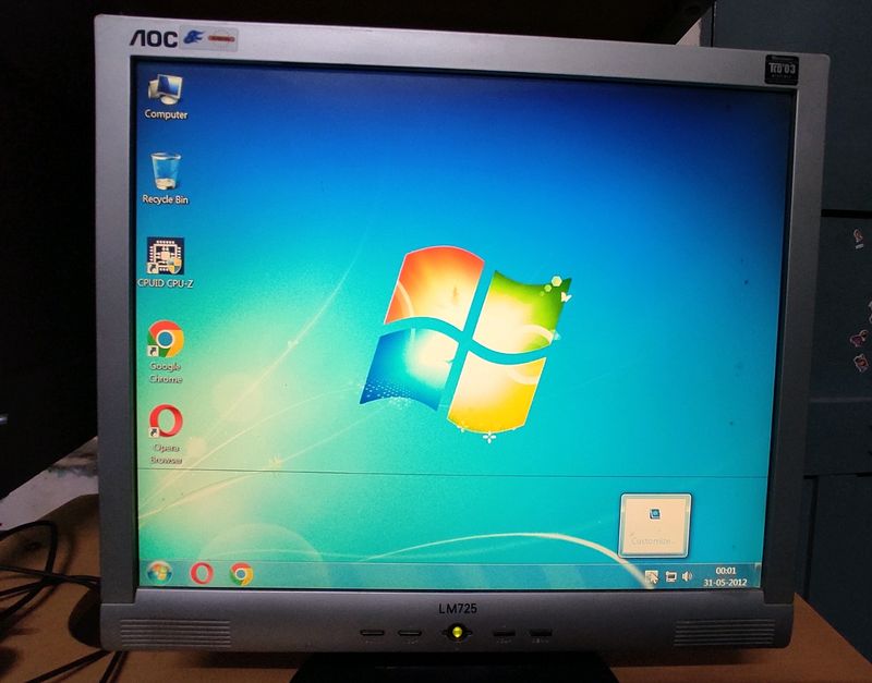 AOC LCD Monitors In Good Working Condition