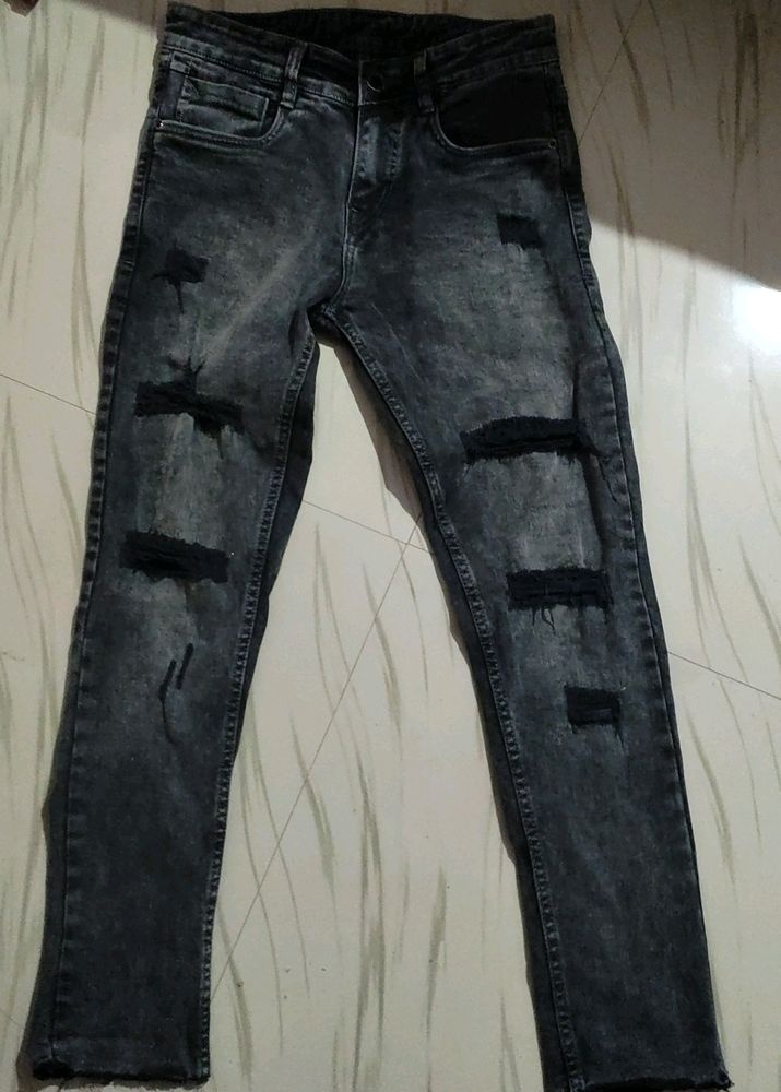 Double Shaded Men's Jeans 28 Size! Proce Negotiable