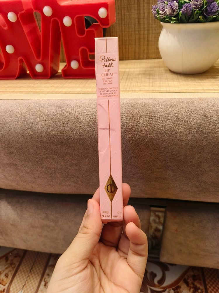 Charlotte Tilbury Lip Liner Pillow Talk