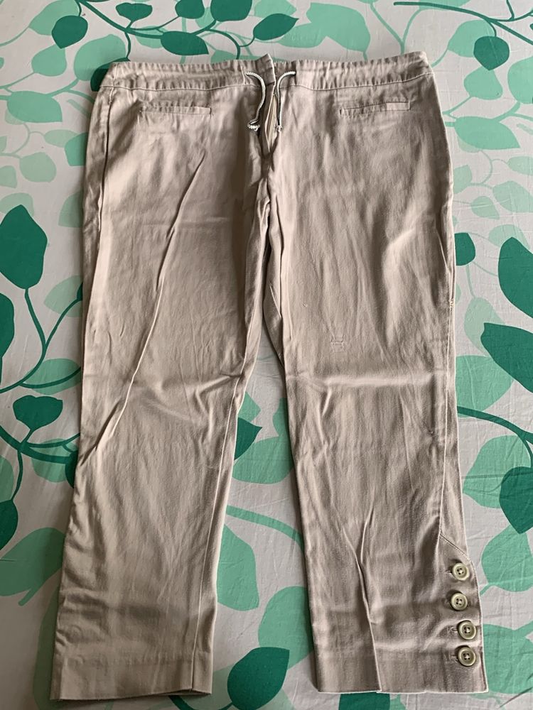 Women Capri