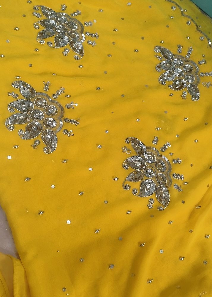 ✨chiffon Bright Yellow Partywear Saree Blouse ✨💕