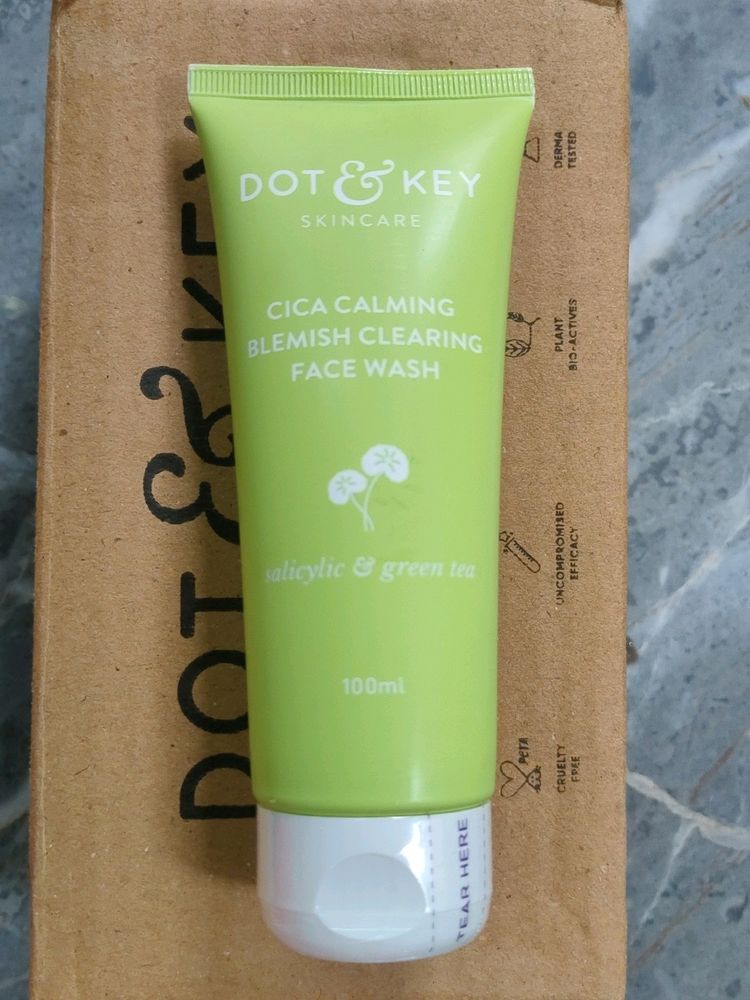 Dot And Key Face Wash