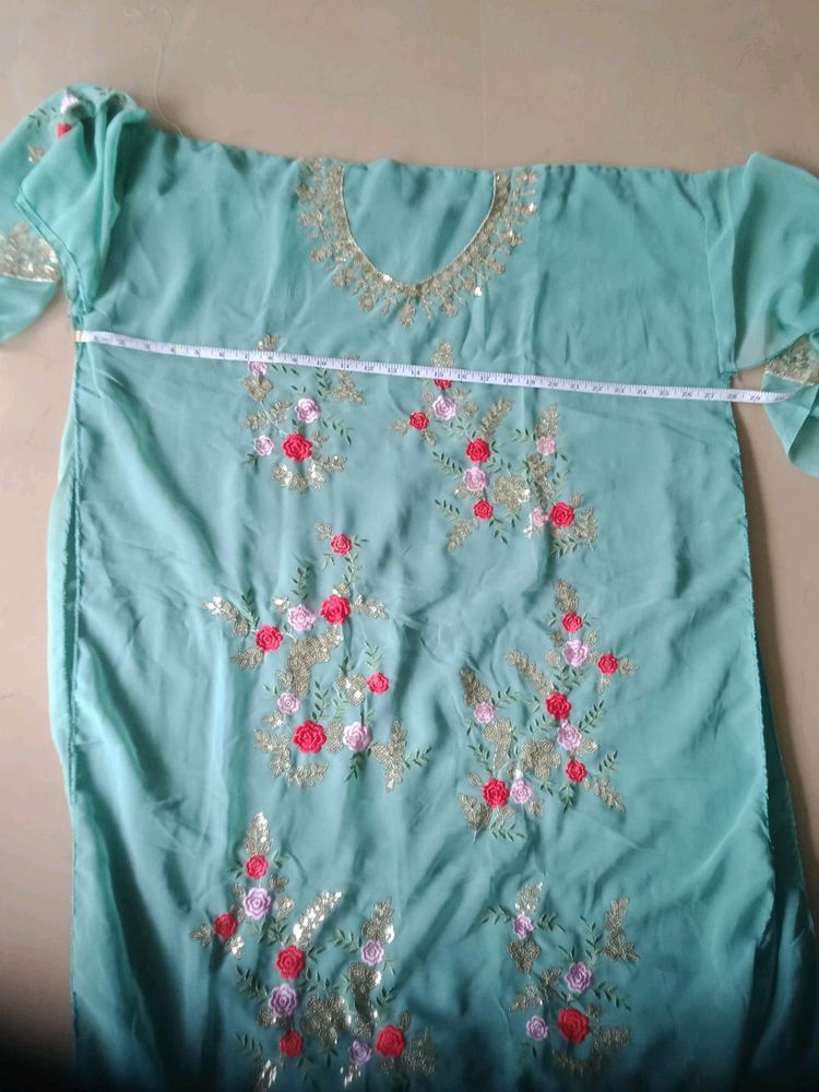 Fixed PriceGreen Salwar suit With Duppataa