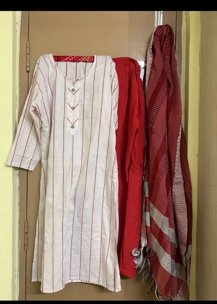 Kurta Set With Dupatta