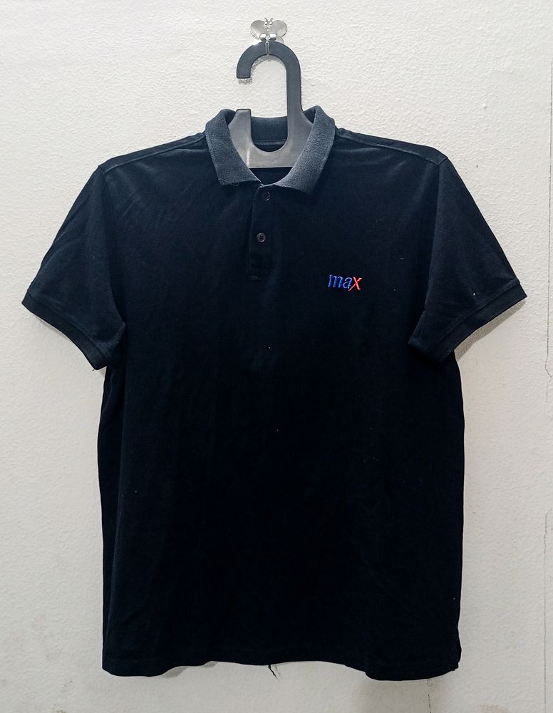 MAX Black T-shirt