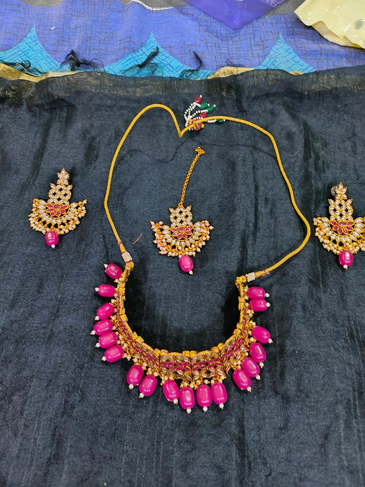 Pink Colour Kundan Necklace Set