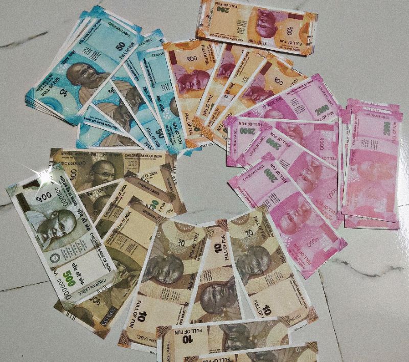 Dummy fake money (full of fun) 72pcs