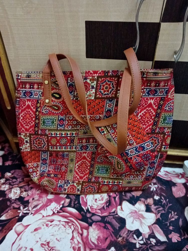 Tote Bag With Pouch