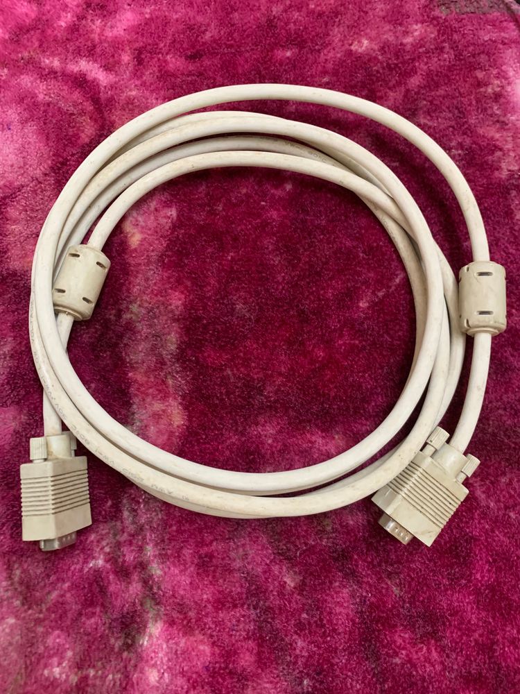 VGA Cable , Computer Cable 3 Meters.