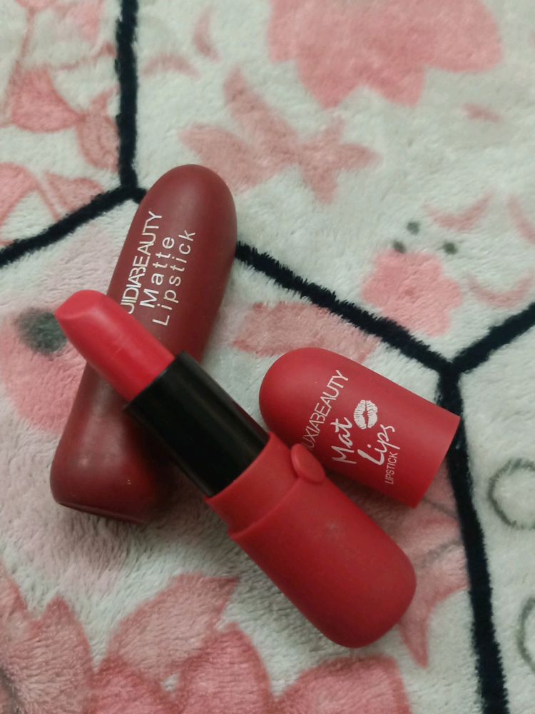 Two Lipsticks💄💄 just For 250