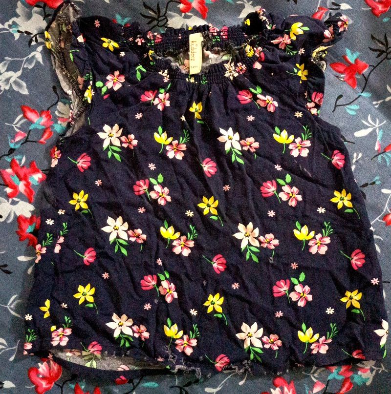 Used Top For 4-5 Yr Girl