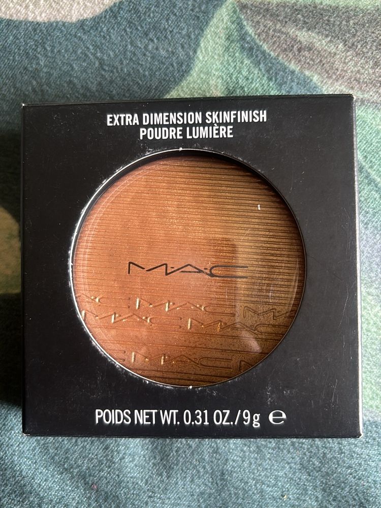 MAC EXTRA DIMENSION SKINFINISH POUDRE LUMIERE