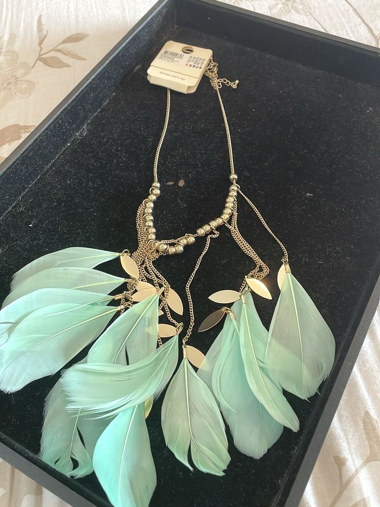 Golden Feather Necklace