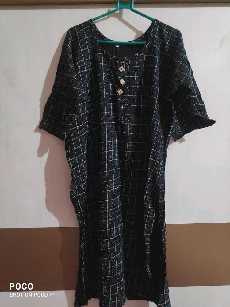 Women Checkered A-line Kurta...