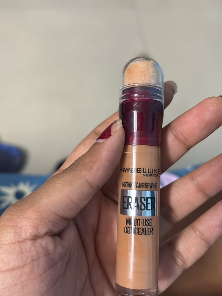 Madeline instant Age Rewind Eraser Concealer