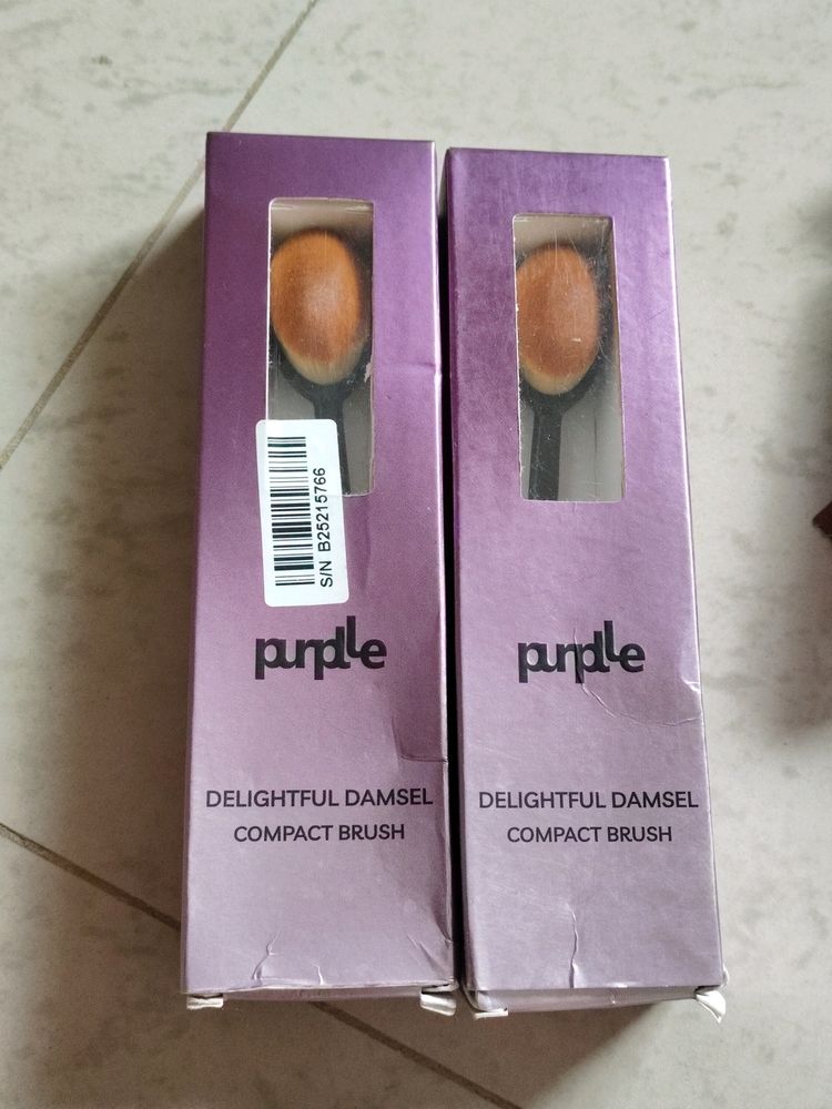 Purplle Delightful Damsel Compact Brush