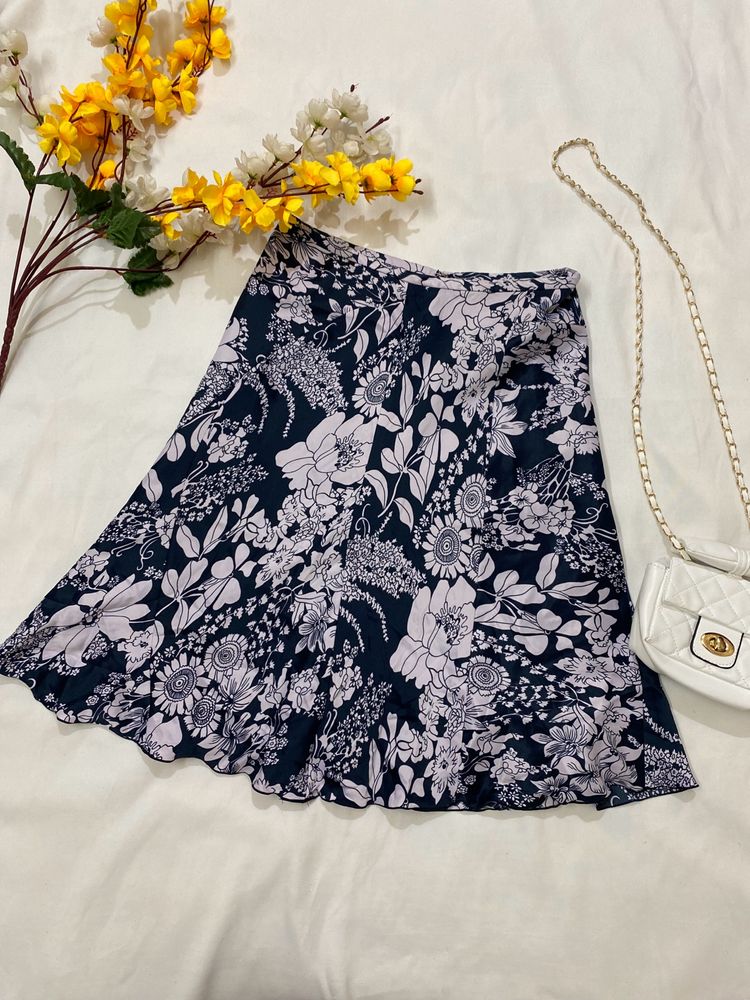 Pretty Floral Skirt💙